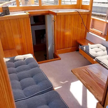Boot Rosi Hafen Greiswald *
